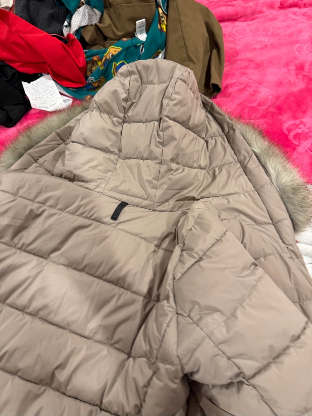 DKNY Quilted Puffer Jacket with Faux Fur Trim in Beige medium juniors